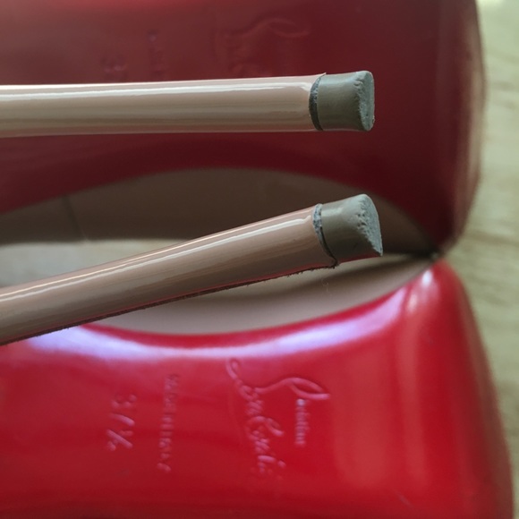 Christian Louboutin - Picture 3 of 8